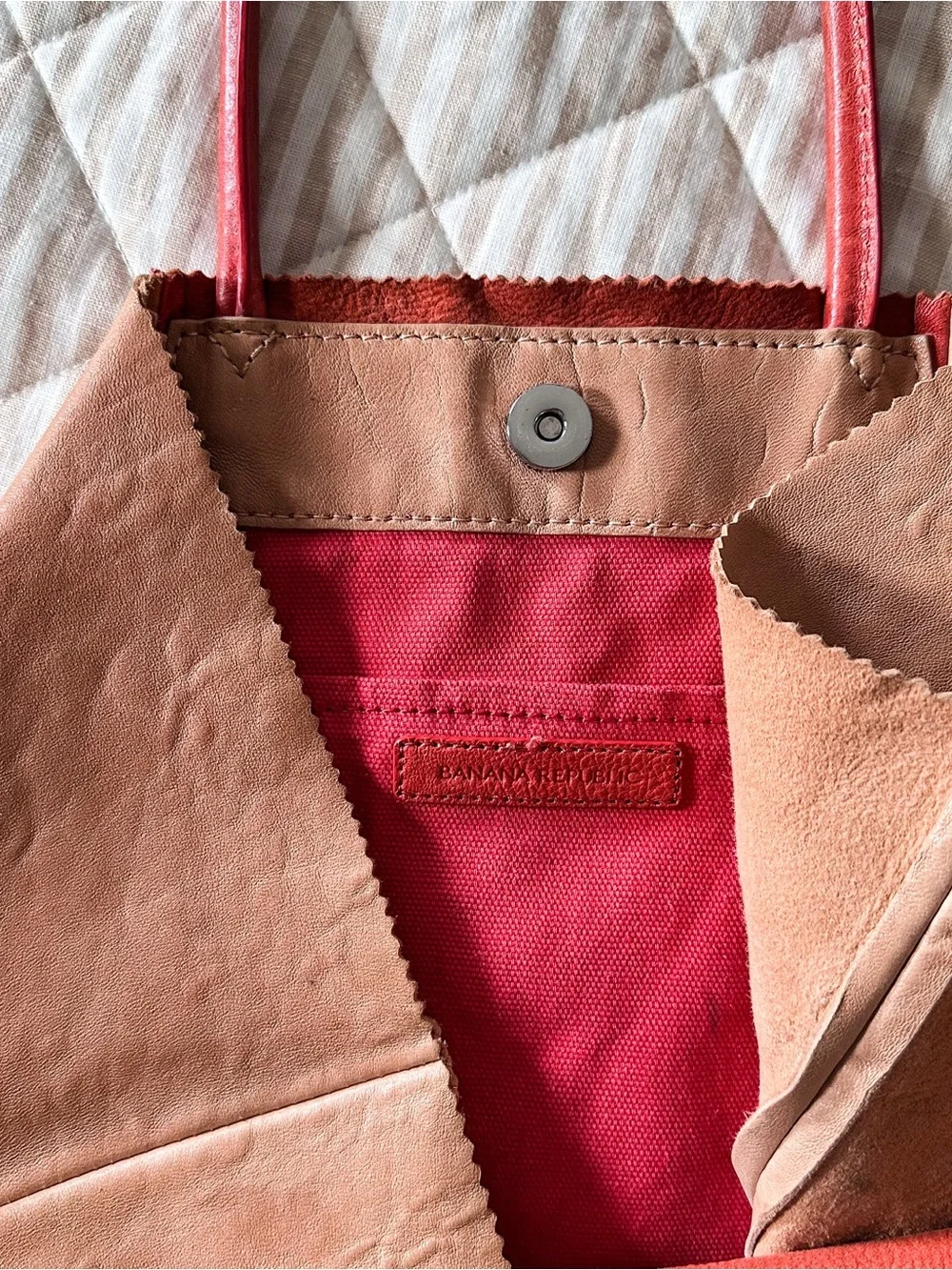 Banana Republic Leather Tote Color Block Tan & Red Patchwork Shoulder Bag - Picture 13 of 15